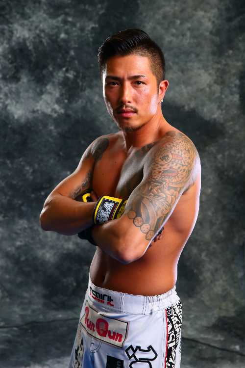 寝屋川市の格闘技ジム修斗GYMS直心会所属・鷹亜希