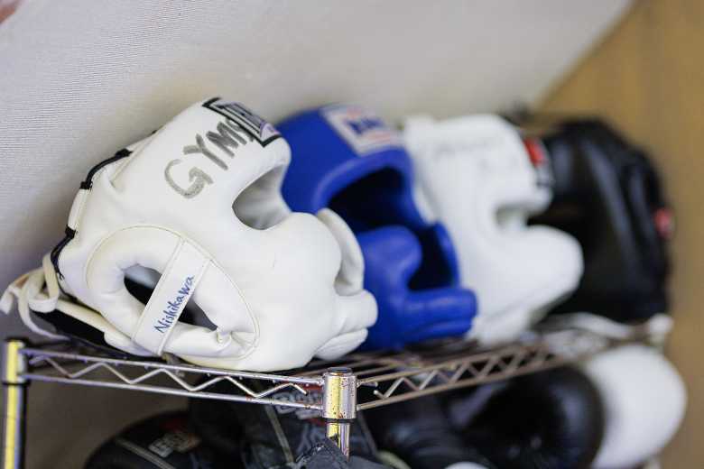 寝屋川市の格闘技ジム修斗GYMS直心会のヘッドギア