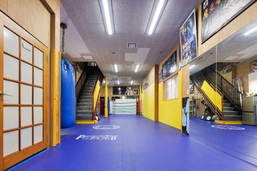 寝屋川市の格闘技ジム修斗GYMS直心会1F