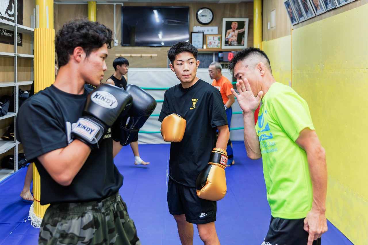 寝屋川市の格闘技ジム修斗GYMS直心会 キックボクシングクラス 防御